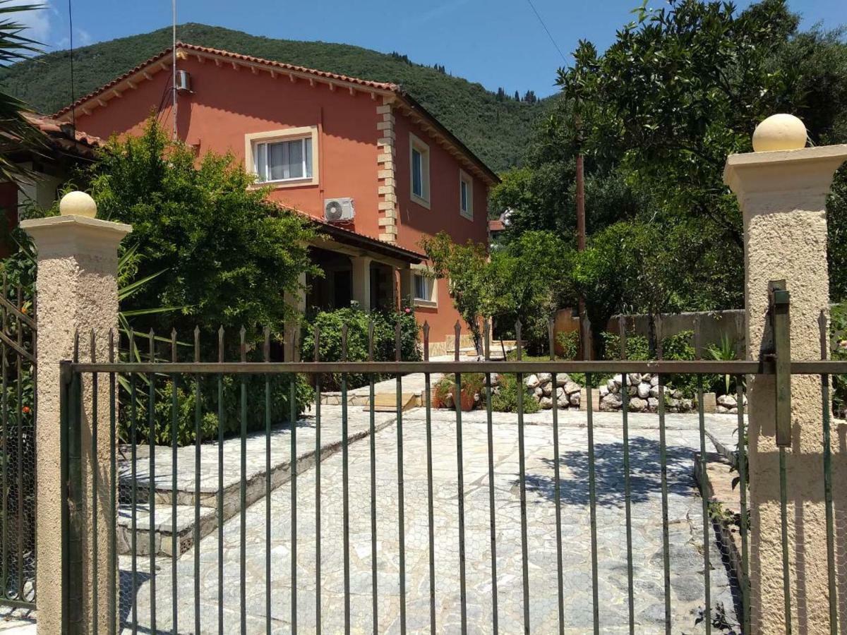 George'S Sweet N' Cozy Maisonette In Ipsos Corfu Εξωτερικό φωτογραφία