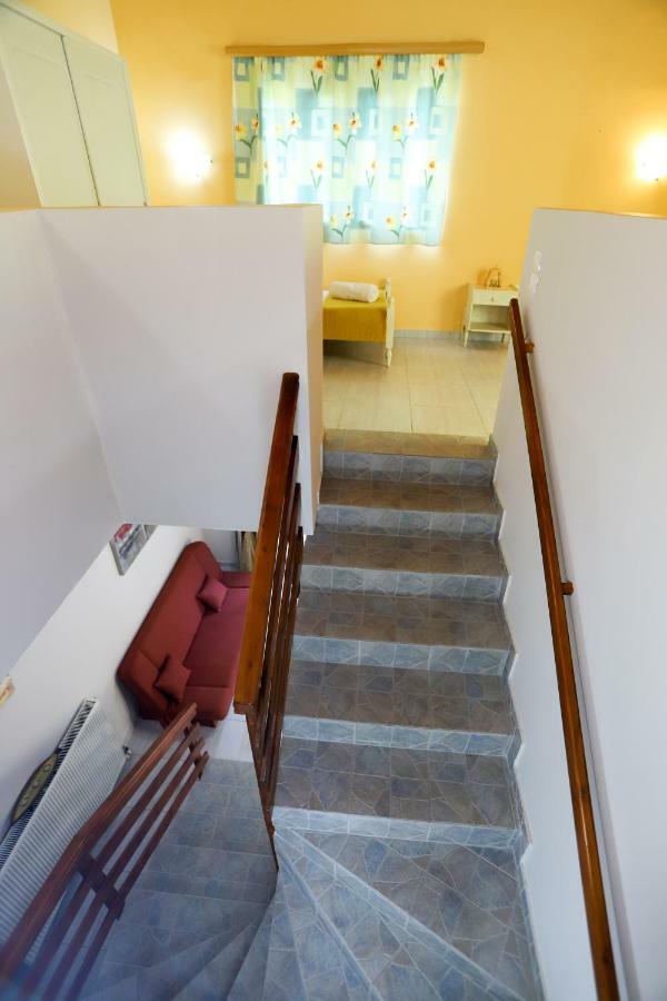 George'S Sweet N' Cozy Maisonette In Ipsos Corfu Εξωτερικό φωτογραφία